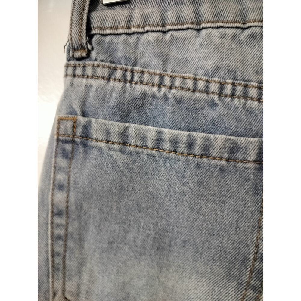 6014)Daydreamer Lightwash Denim Butterfly Rhinestone Jean Shorts Sz 00-23 Waist - Picture 5 of 7